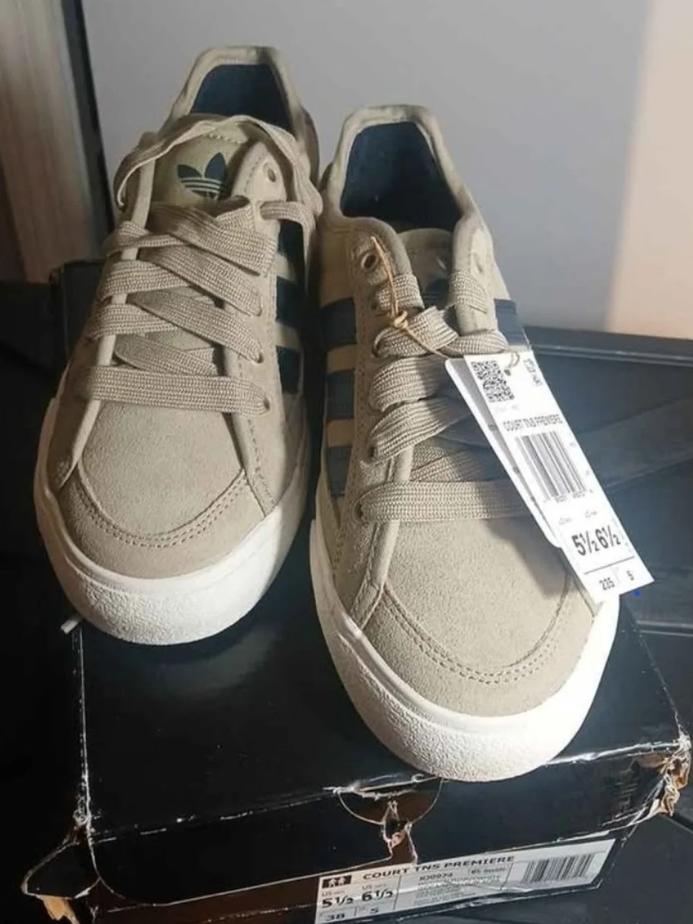 adidas Kids Beige Sneakers with Blue Stripes